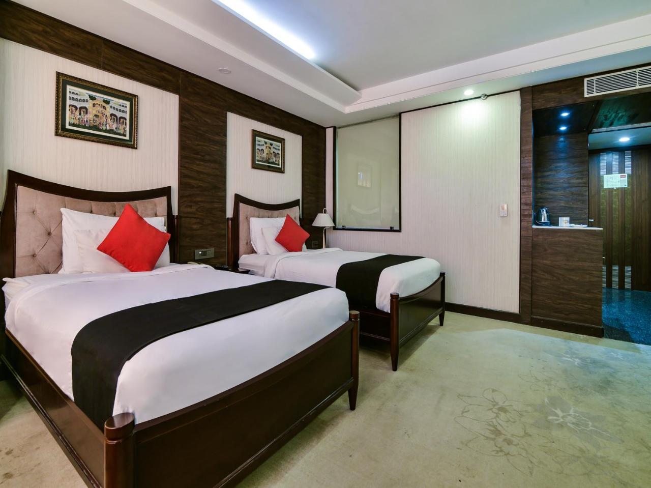 Hotel Polo Inn And Suites Dzsaipur Kültér fotó