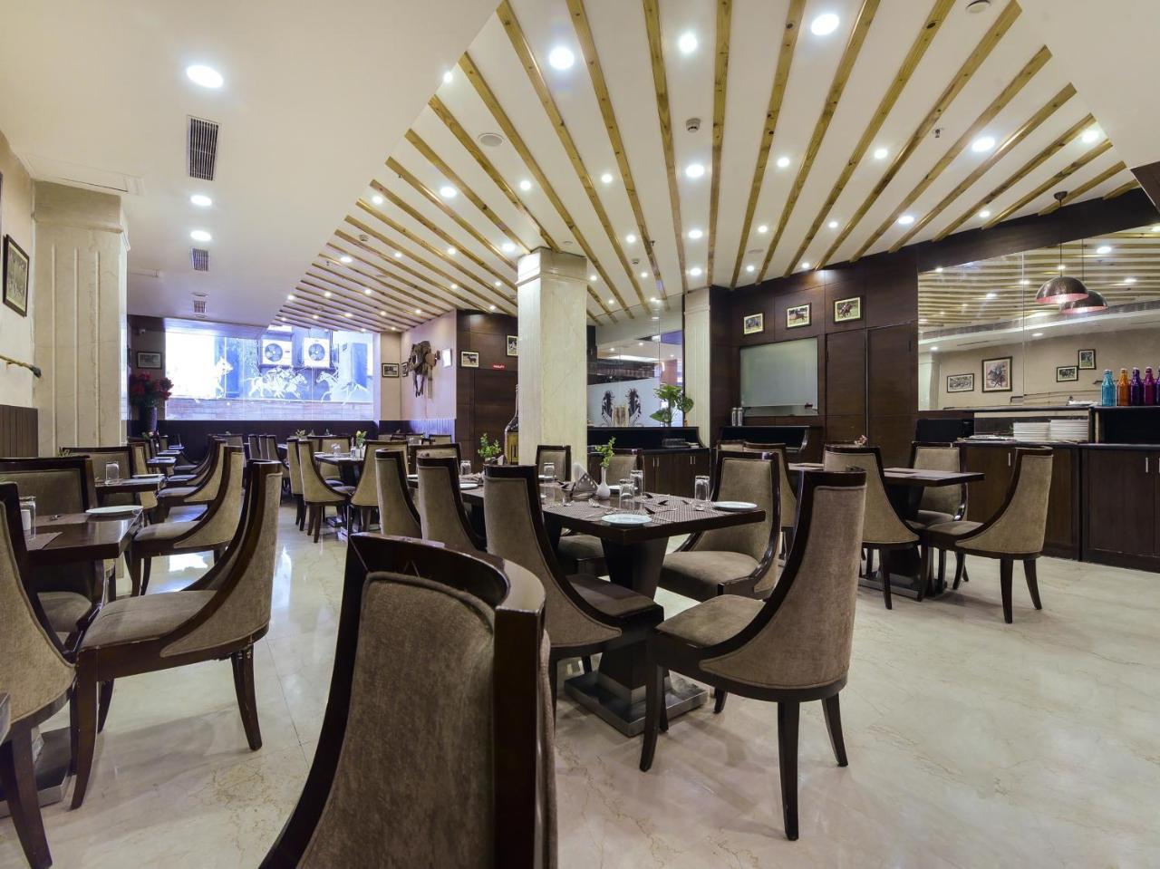 Hotel Polo Inn And Suites Dzsaipur Kültér fotó