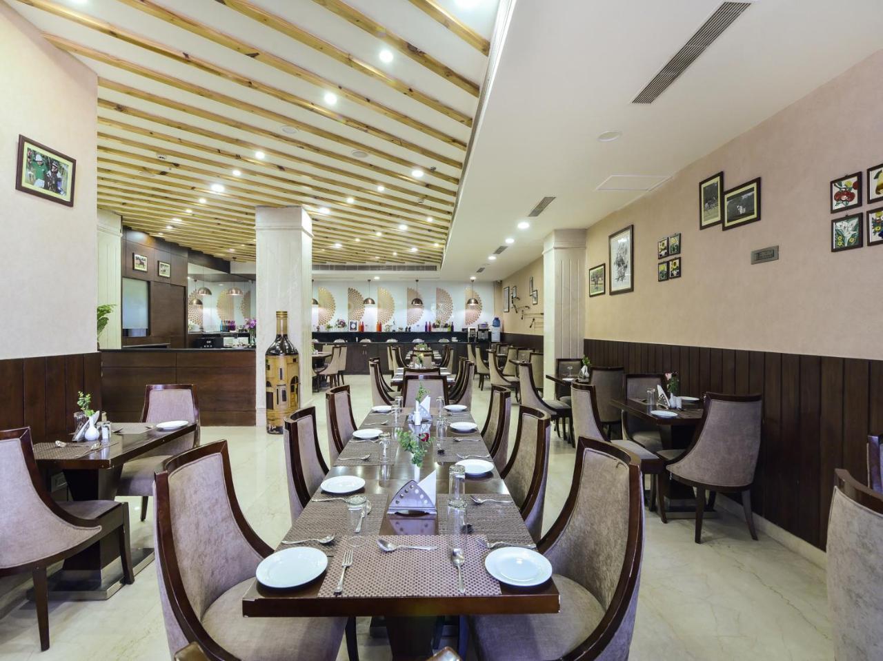 Hotel Polo Inn And Suites Dzsaipur Kültér fotó